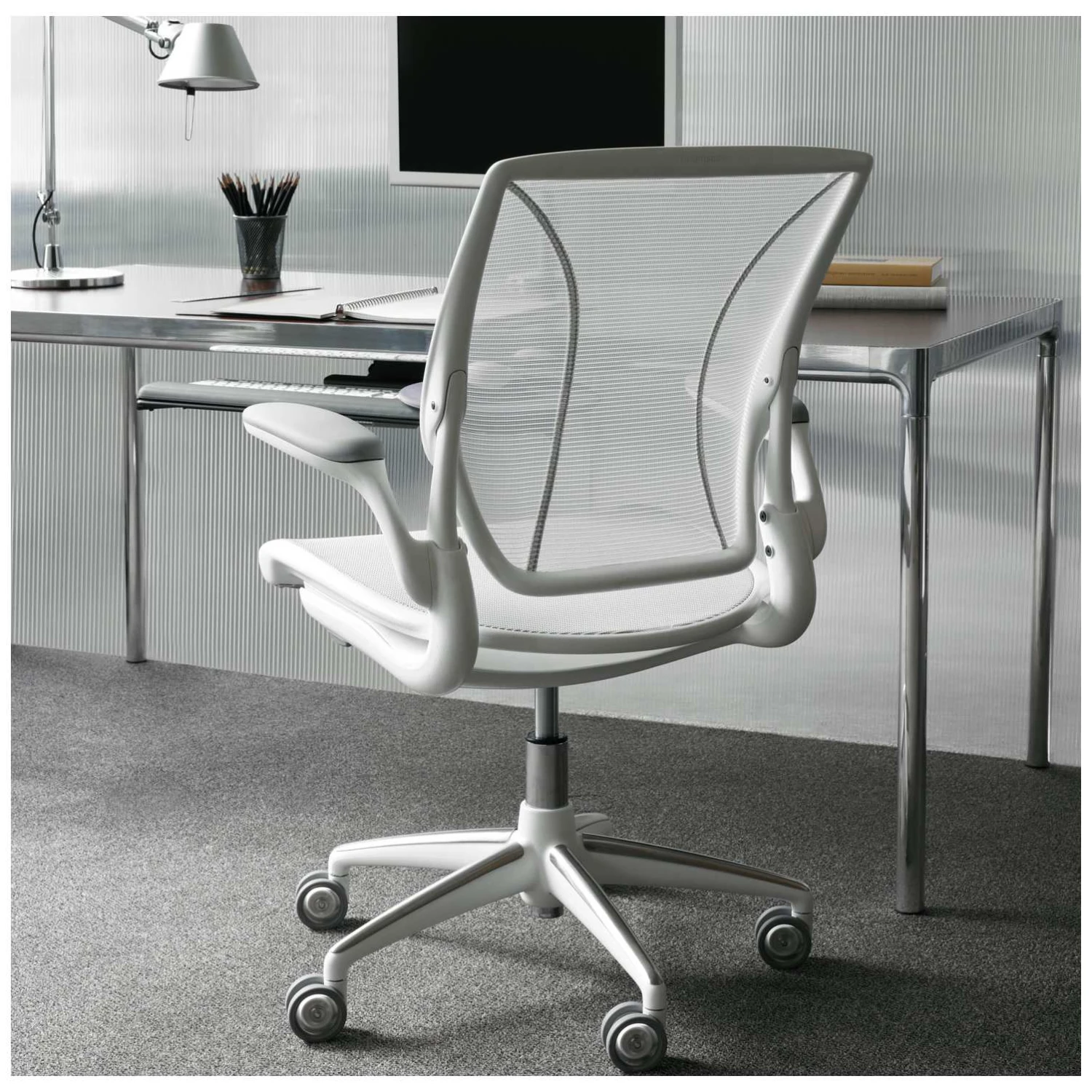 Humanscale Diffrient World Chair 11 Humanscale Diffrient World Chair - Image 11